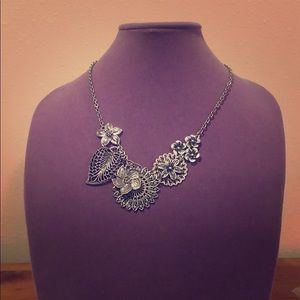 Premier Design Botanical necklace